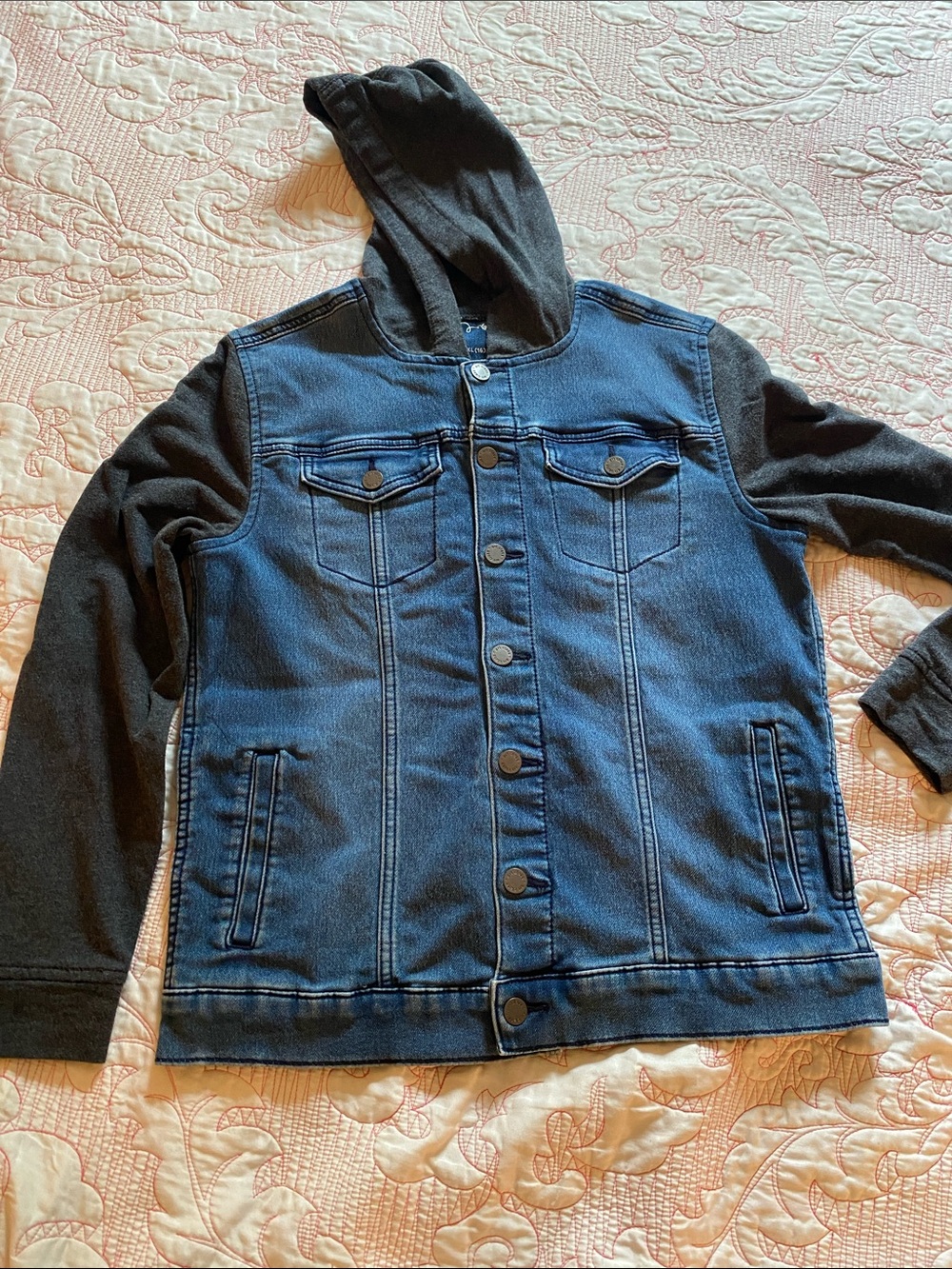 Art Class Hooded Two-Tone Denim Jacket Hoodie Dark gray. L XL 16